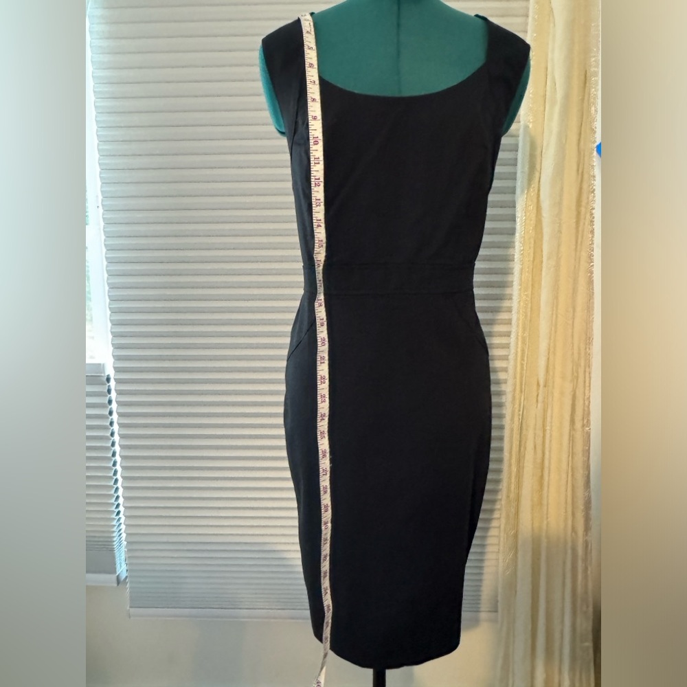 Ann Taylor. Sleeveless black dress. NWOT